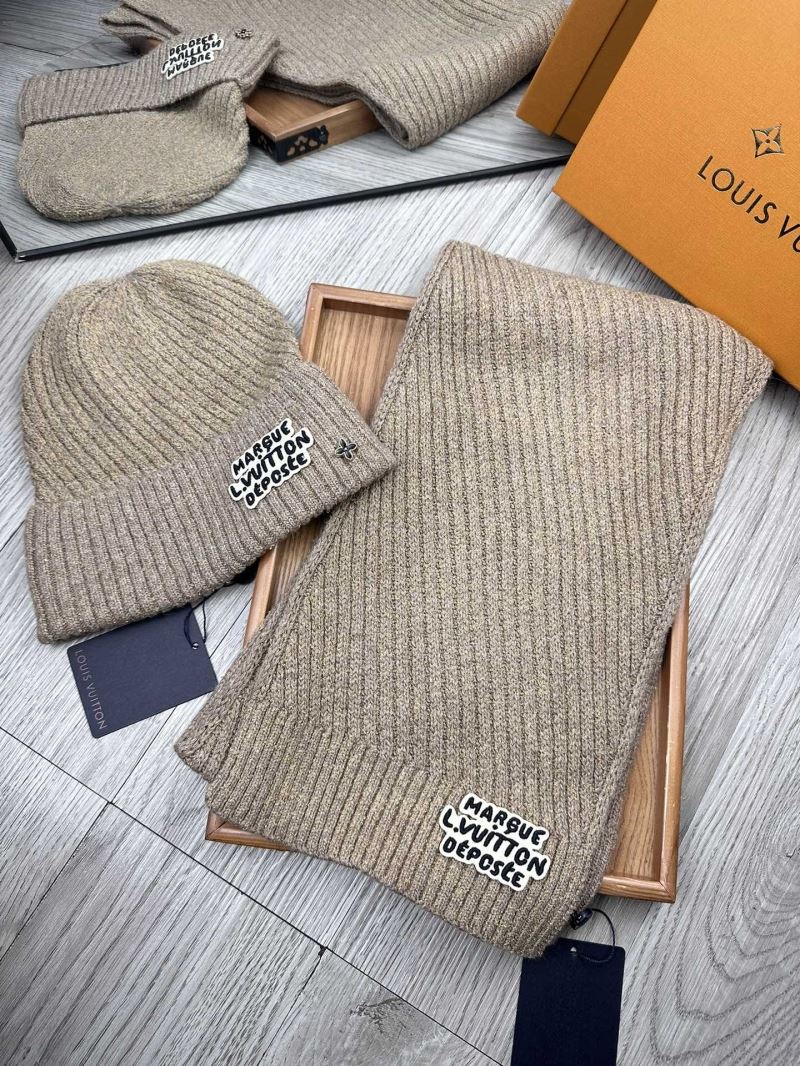 Louis Vuitton Caps Scarfs